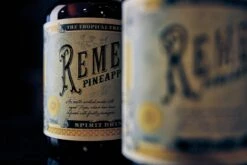 Remedy Pineapple (Rum-Basis) 40% 0,7l -KISS Verkäufe 13515 remedy pineapple rum basis 40 0 7l mood 3 2ca0c35b27a840c6