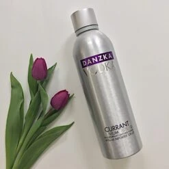 Danzka Vodka Currant 40% 1,0l -KISS Verkäufe 25061 danzka vodka currant 40 1 0l mood 1 a90c
